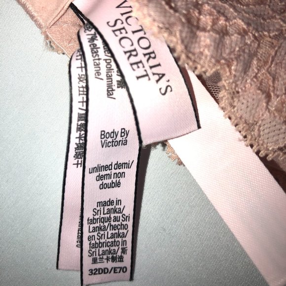 Victora's Secret Body by Victoria Lace Bras 32DD - Picture 3 of 8